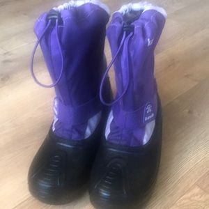 Girls Kamik boots